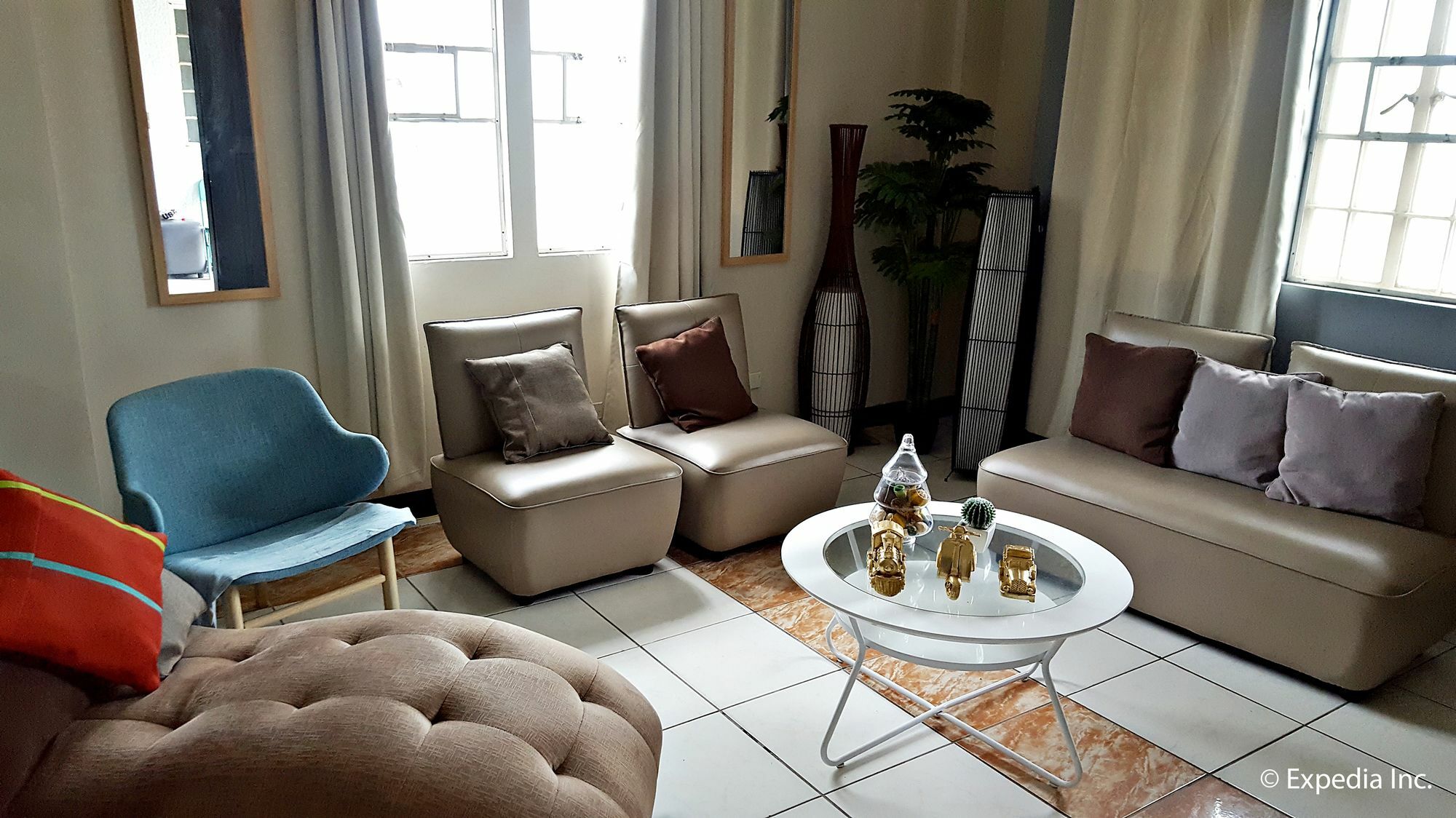 Tagaytay Modern Guesthouse - City Center Tagaytay City Luaran gambar